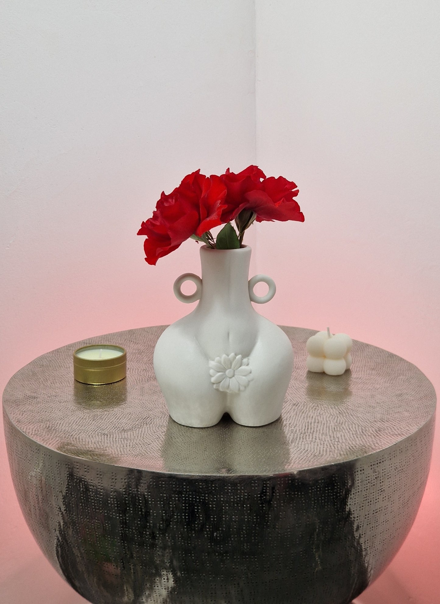 Vase Décoratif "Silhouette Féminine avec fleur"