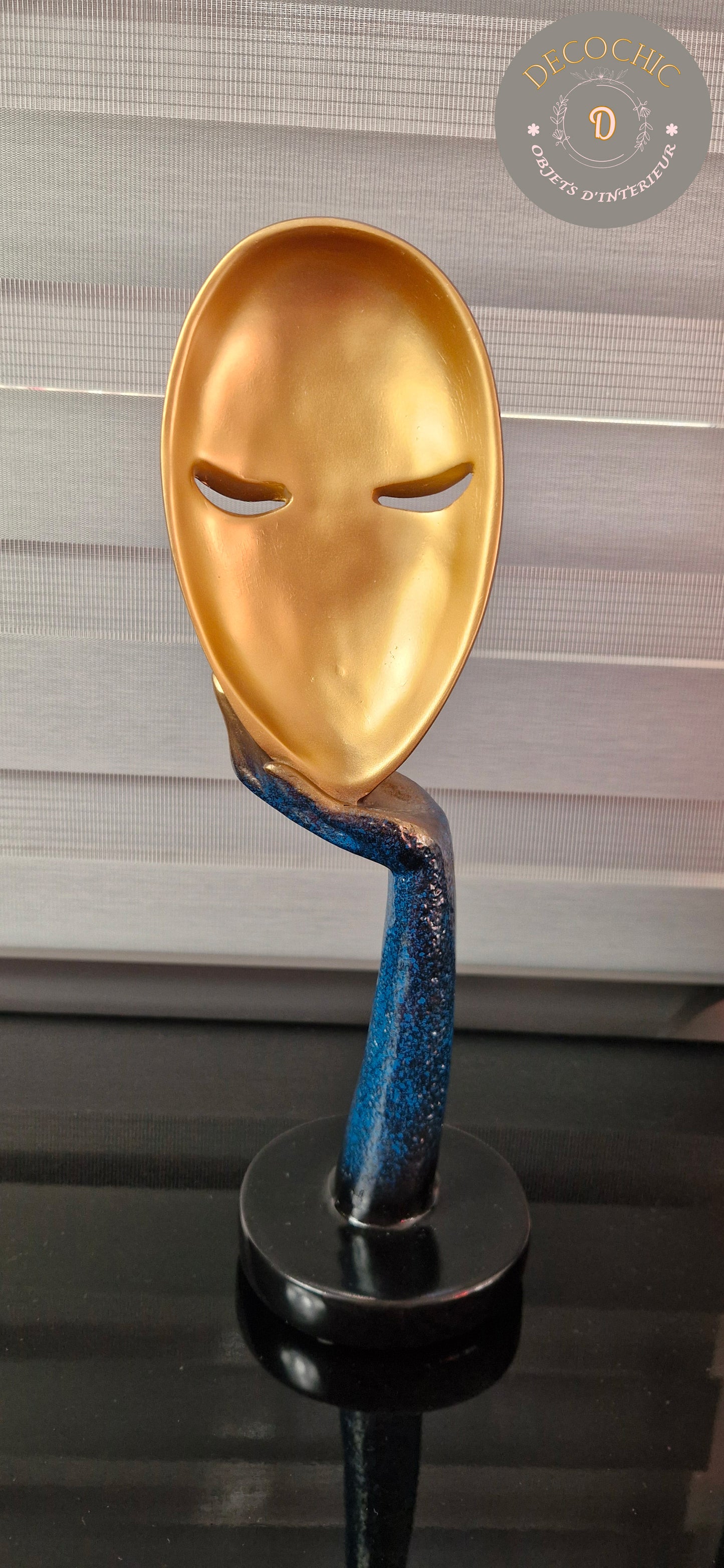 Sculpture "Visage et Main"