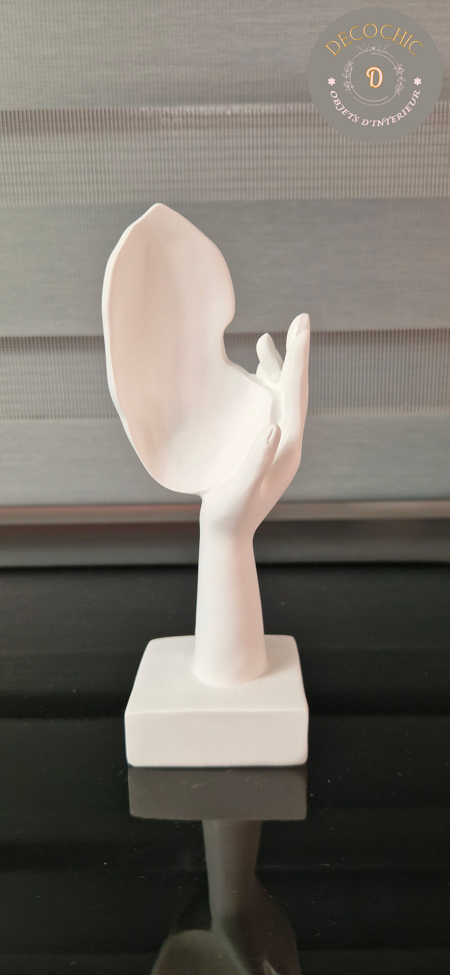 Sculpture "Visage et Main" Blanche