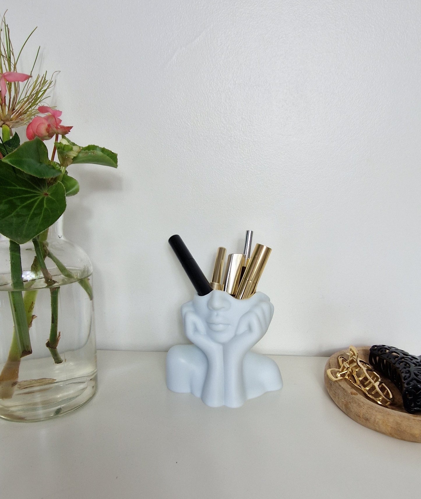 Pot Organisateur Statue Visage "Main Stylisée"